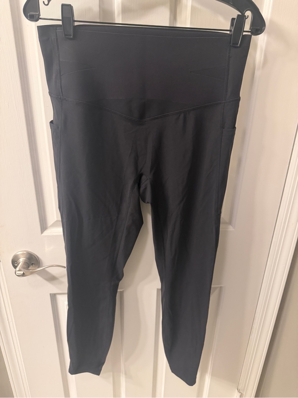 HALARA Ultrasculpt Black High-Waist Active Leggings with pockets